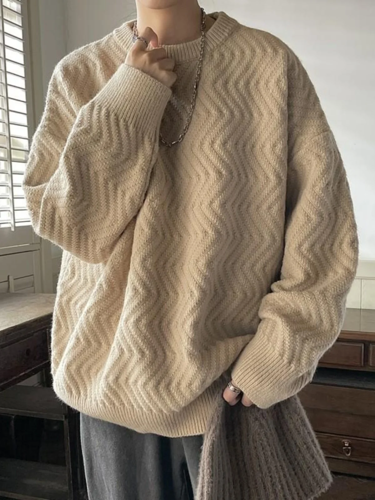 

Loose Fit Men's Knitted Sweater Pure Color round Ne Texture Design Autumn Winter Casual Sle Youthful Energy Thi Long Sl...