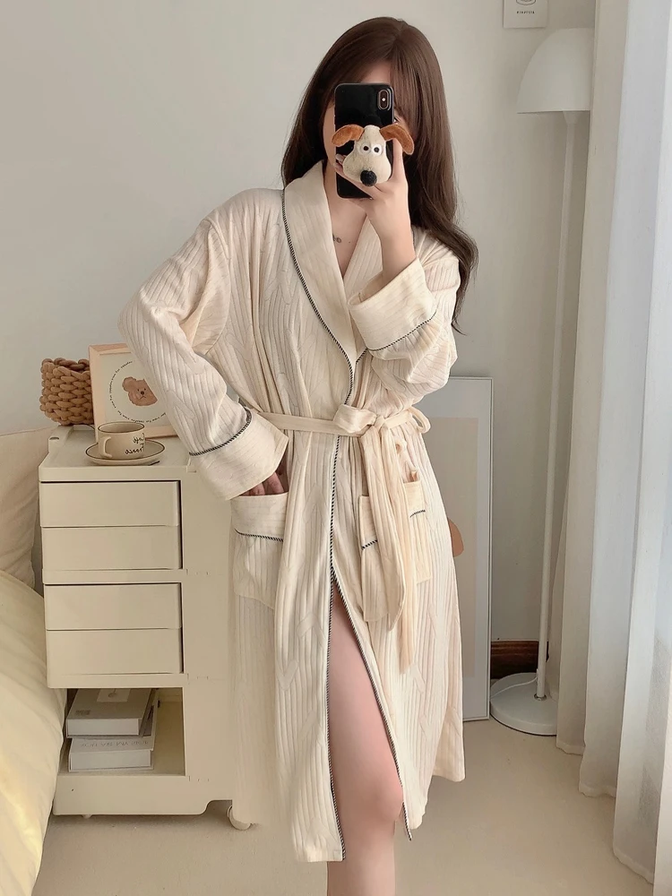 

2024 New Women's Long Sve Pure Cotton Sp Robe Sweet Sexy plus Size Home Clothes Bath Robe Comfortable Spring Autumn