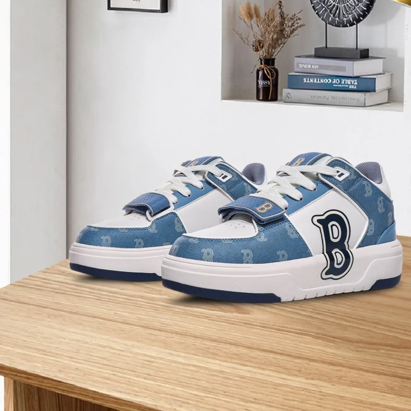 

Модные прогулочные туфли соответствующего цвета модели 2025 года на толстой и мягкой подошве, удобные и повседневные кроссовки.