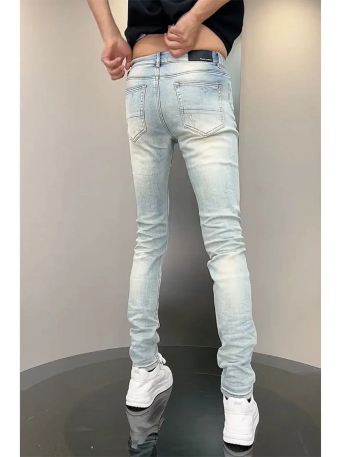 

Новые летние мужские облегающие эластичные джинсовые джинсы, повседневные универсальные молодежные прямые брюки с дырочками, крутые ощущения