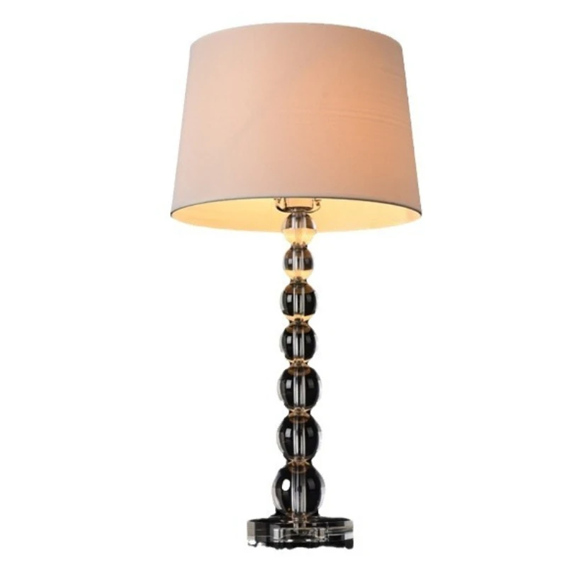 

Modern simple American crystal table lamp Bedroom bedside creative wedding table lamp Luxury living room decoration