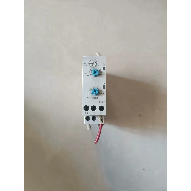 Time Delay Relay EUH 84872034 Used Buckle Missing Obvious Wear Untested for Crouzet Industrial Control Repair Spare Part