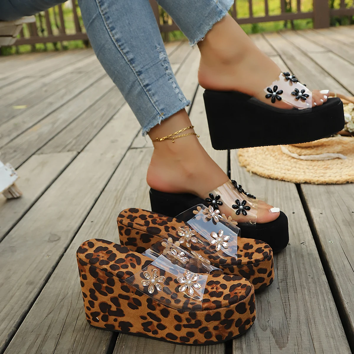 

**Summer Hot Selling Open Toed Elegant Casual Fish Mouth Slippers Fashionable New Round Headed Sexy Beach Slippers for Women