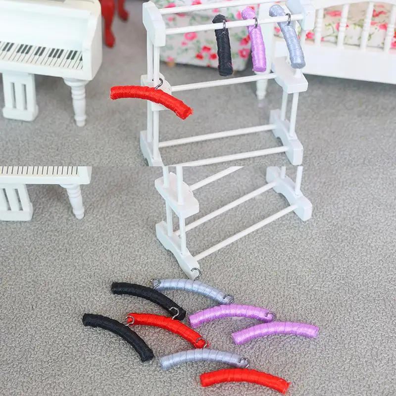 4 個 1/12 ドールハウスシミュレーションミニコートハンガーセットドールハウス家具装飾マイクロシーン写真小道具ごっこ遊びおもちゃ