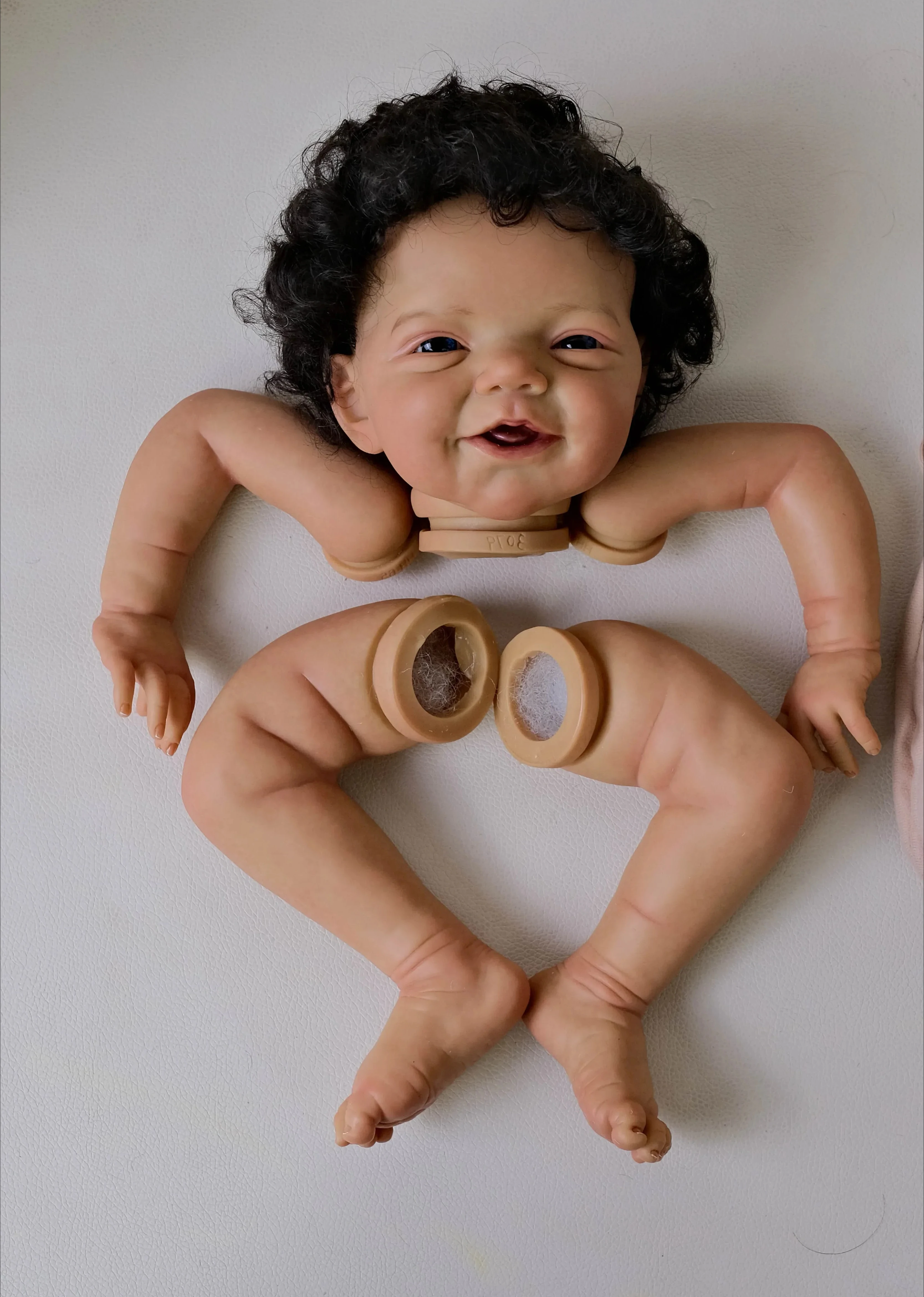 دمية تشارلي الواقعية بطول 18 ب - مراجعة Baby Products For Curly Hair وسعره