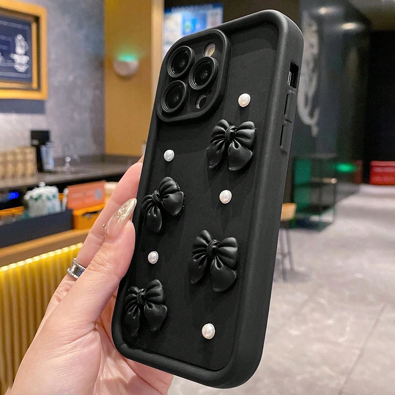 Koreanische 3D-Schleifen-Perlen-Handyhülle für iPhone 13 14 15 16 17 Pro Max 14 13 12 11 Pro XS 7 8 Plus Stoßfeste Matte Silikonhülle – Detail 2