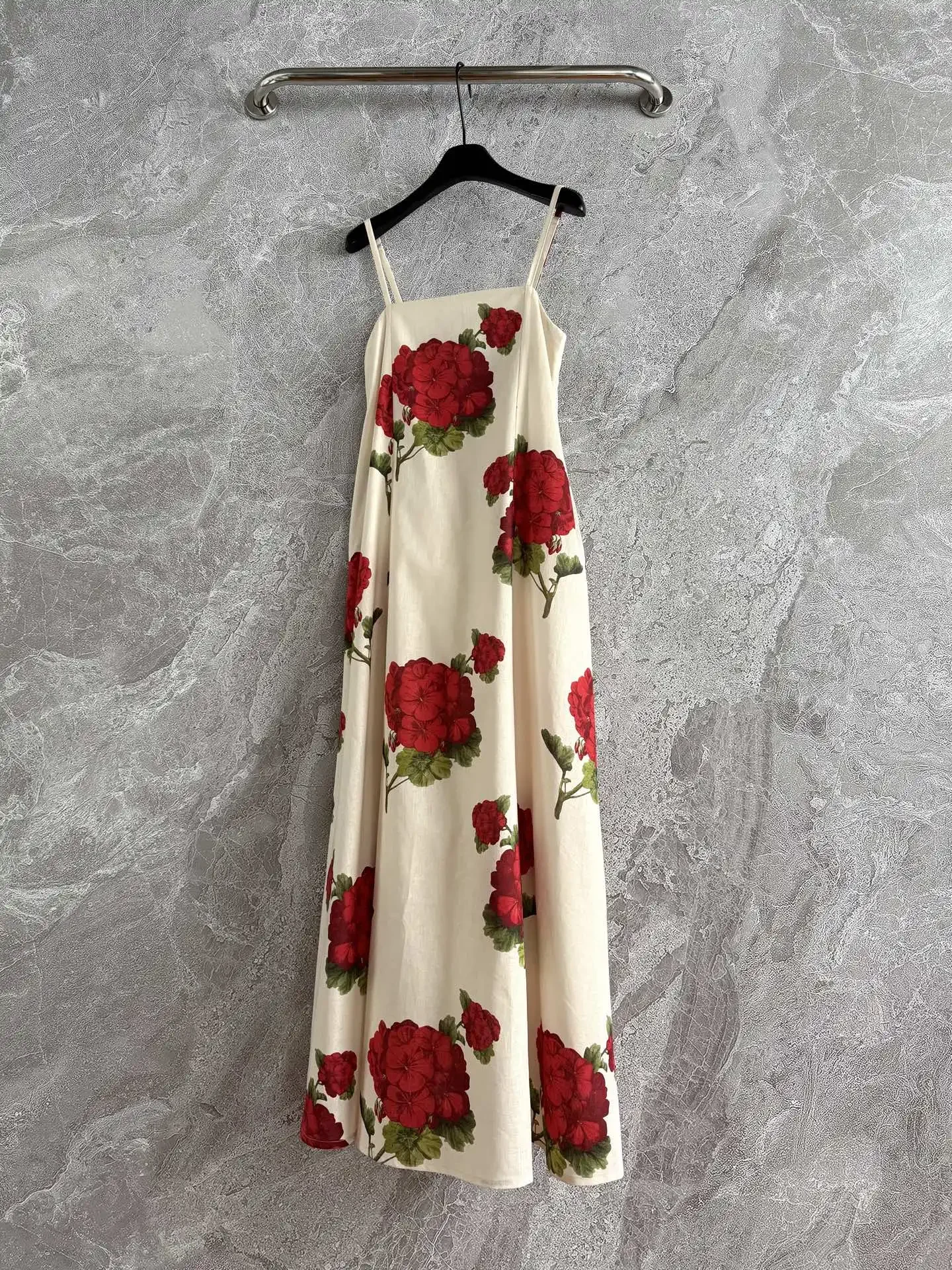 

2025 New Ladies Red Flower Print Sling Dress Strapless Sleeveless Holiday Female 100% Linen Robe