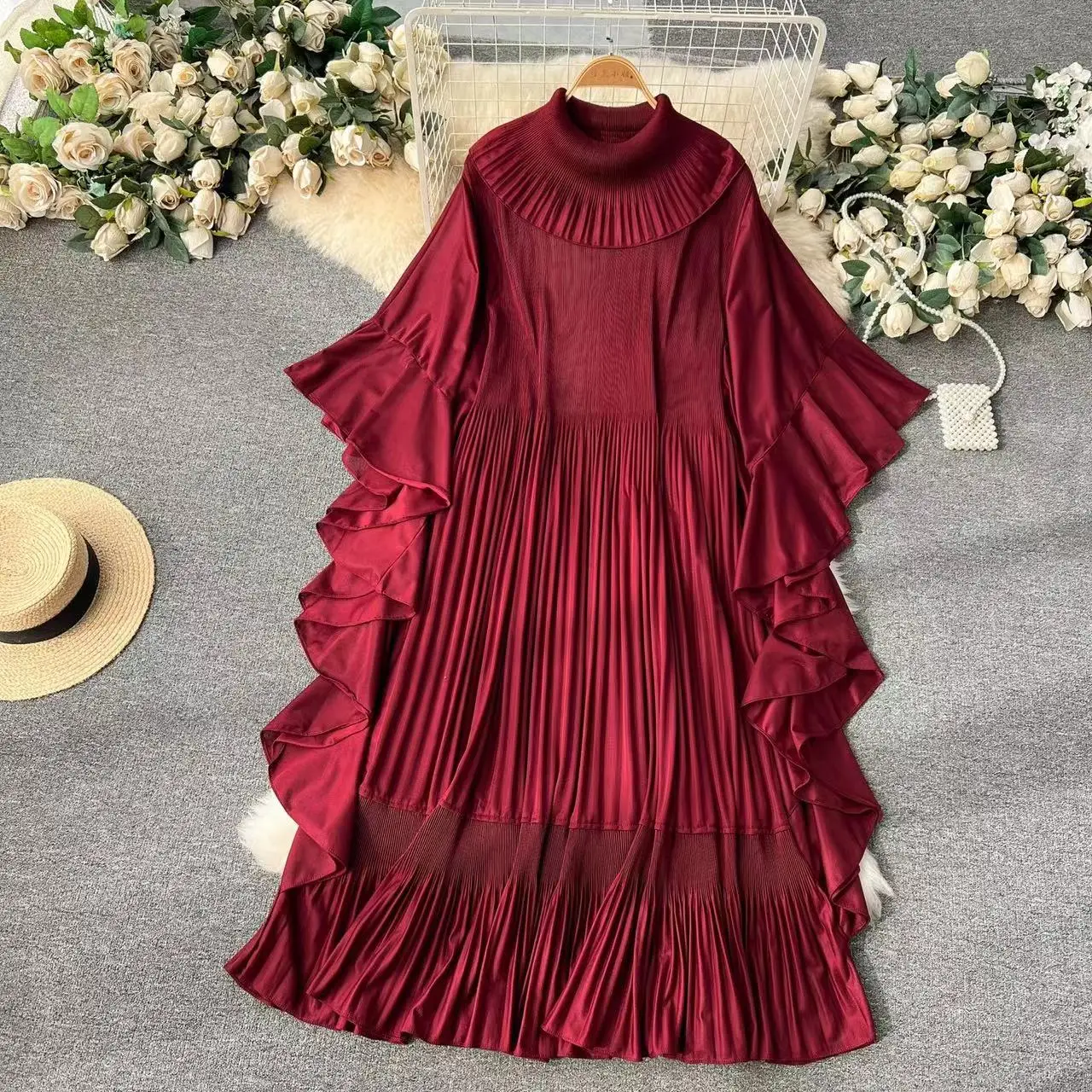 

Batwing Sleeve o-Neck Oversized Skirt Hem Chiffon Dress 2024 Spring New Women's Design Feeling Pleated Dress Trend Long Skirt