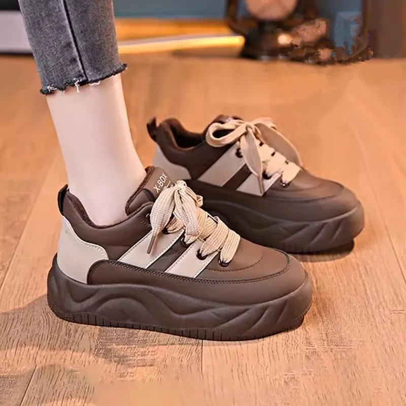 Leather Shoes for Women Retro 2024 Autumn New Korean Style Sneakers Student Thick Sole Flat Lace Up Anti Slip Casual Sport Shoes image 2