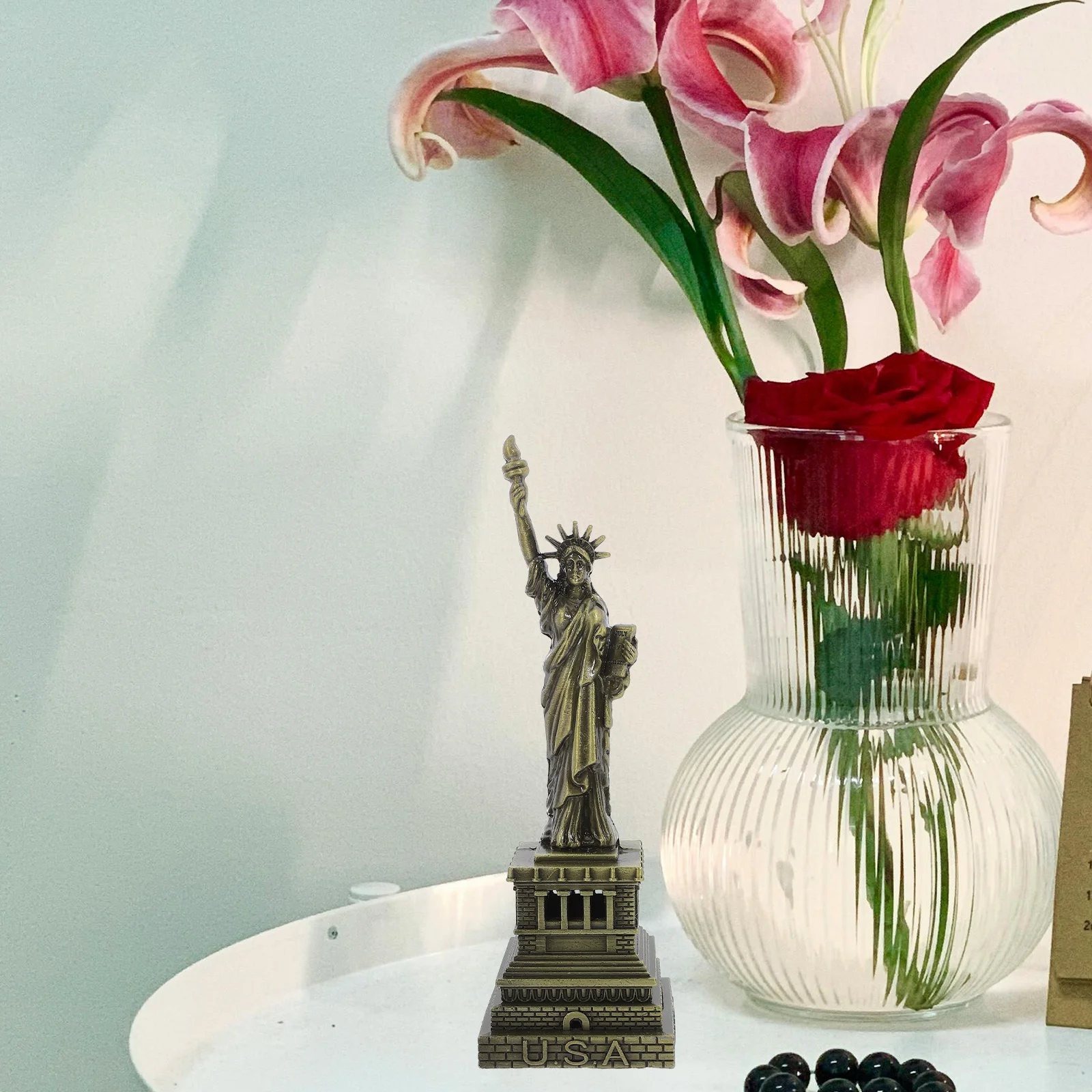 

American Statue of Liberty Decorative Bronze Alloy Metal Miniature Ornament for Wedding Party Office Home Souvenirs