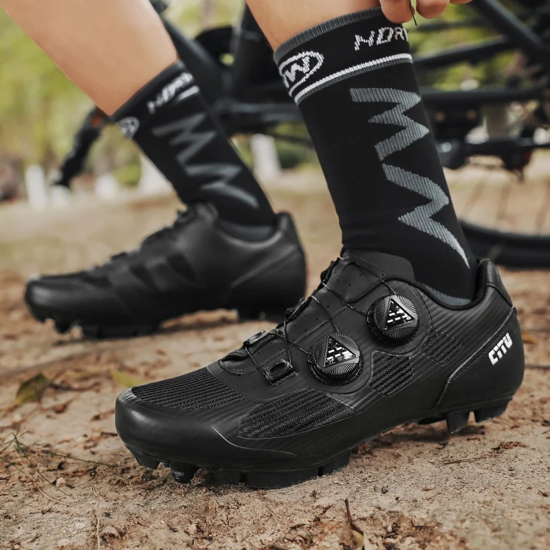 

Unisex outdoor casual fashion cycling shoes summer new hard sole non-slip safety cycling shoes breathable comfort cycling shoes