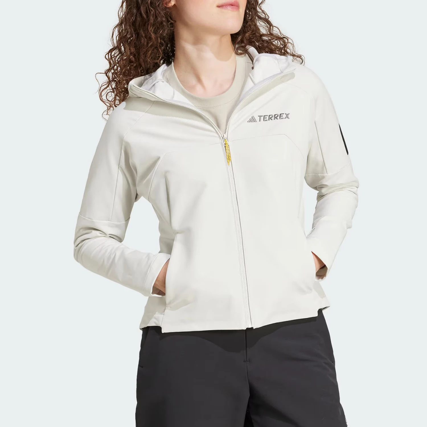 

Adidas подлинная модная женская классическая простая тканая куртка с капюшоном IX5629