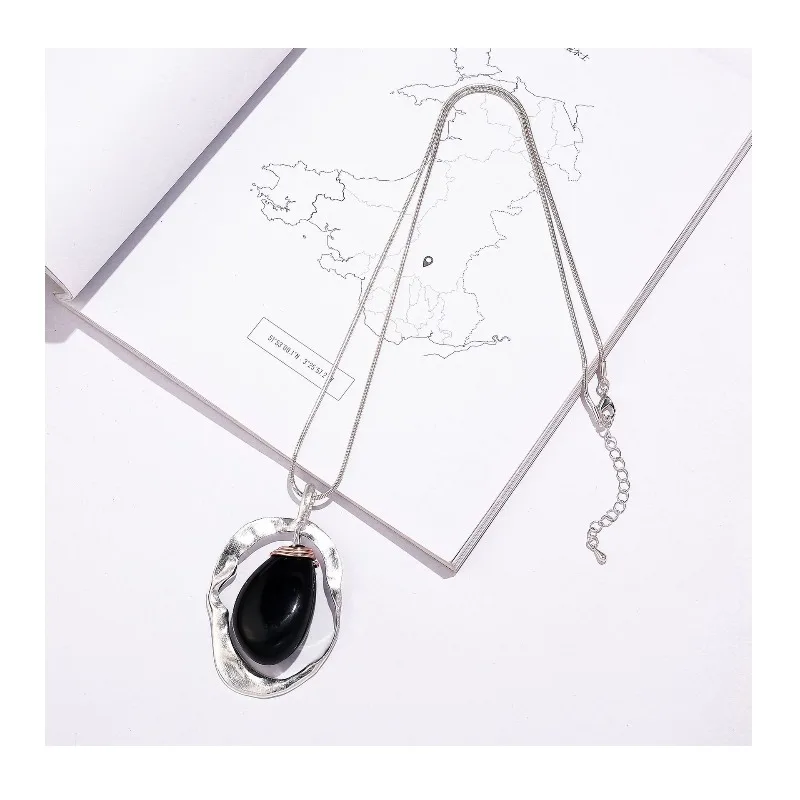 

Hot Sale Popular Geometric Resin Pendant Long Women's Metal Necklace Sweater Chain