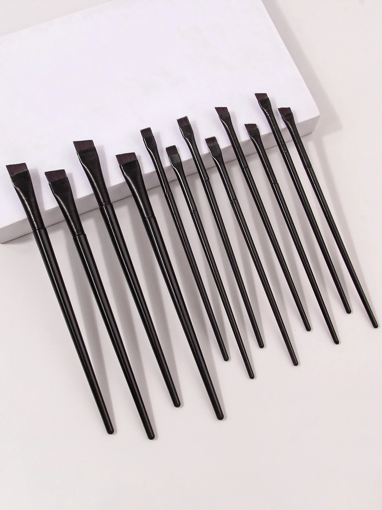 12PCS Scythe Eyeliner Pinsel Lidschatten Klinge Pinsel Detail Pinsel abgeschrägte Augenbraue Pinsel Augenlid bis zum Liegen Seidenraupe Pinsel