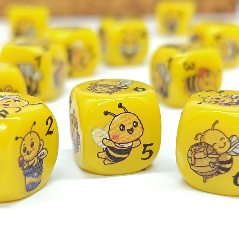 90Pcs/set Print Bee And Honeycomb D6 16MM Acrylic Cute Cartoon Pattern Dice For Playing Table Board Games Bar Pub Club Party DND