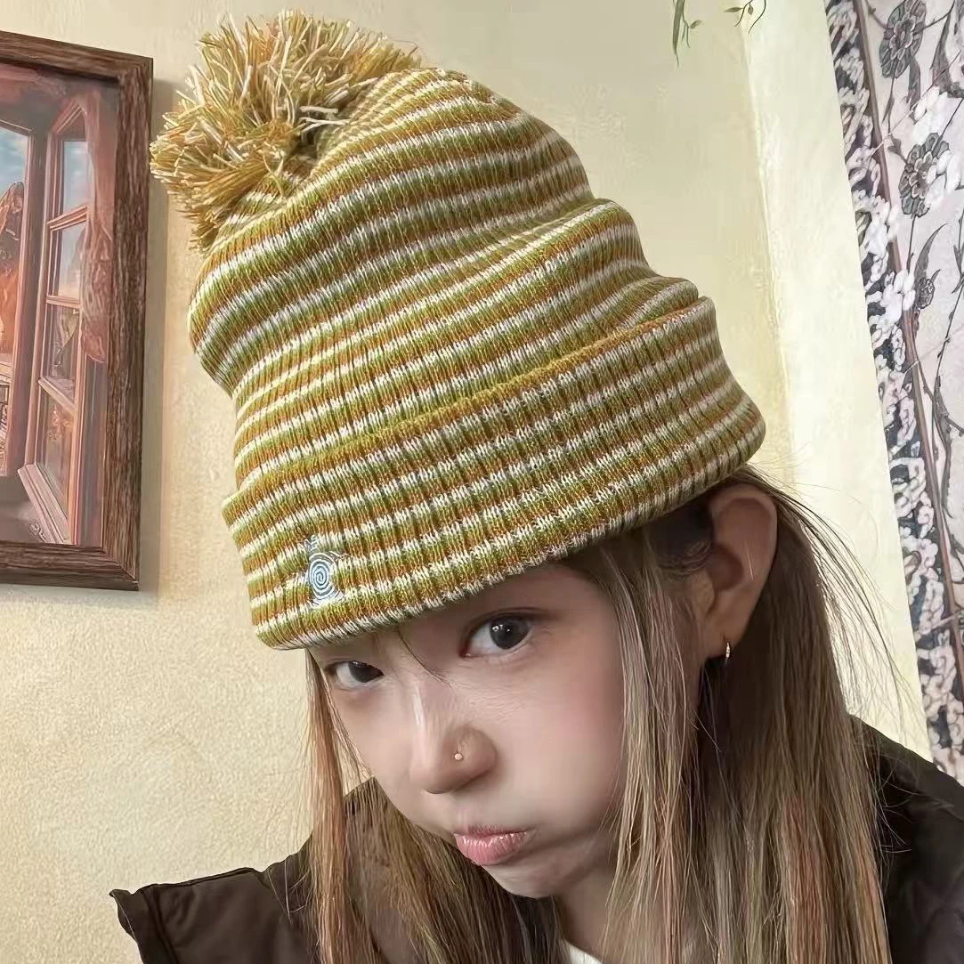 Gorro de punto a rayas unisex - Beanie Cuffed Knit reseña y precio