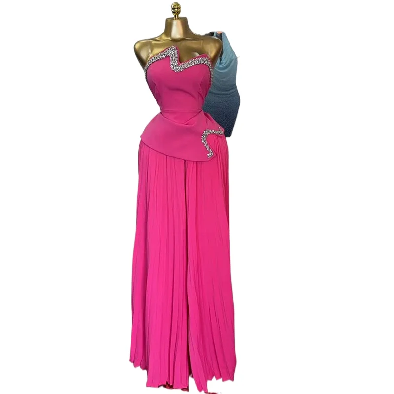 

Женская одежда, новинка лета 2025 года, топ без рукавов с нестандартным топом с бриллиантами, комплект плиссированных широких брюк