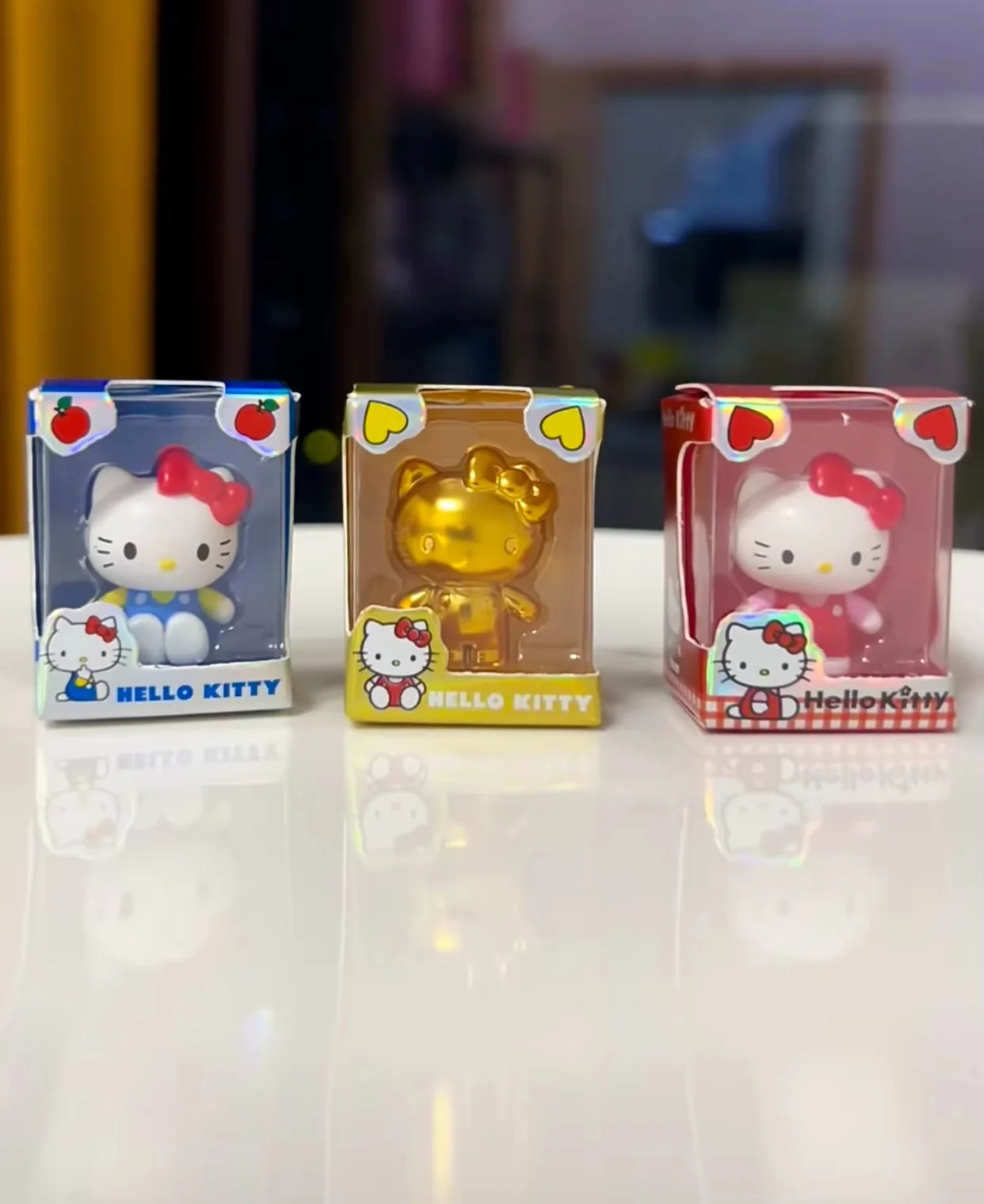 Sanrio Hello Kitty Kuromi Famiglia Bambola di grano di riso Prima scatola cieca Mini bambole modello da collezione Action figure fatte a mano Regalo per ragazza