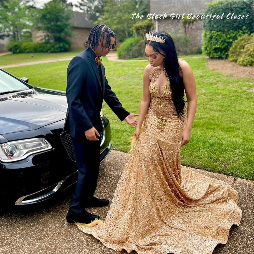 Gold Luxury Rhinestone Prom Dresses New Sexy O Neck Beaded Sequins Cocktail Dresses African Girls Side Slit Feather Ruffle Hem image 2