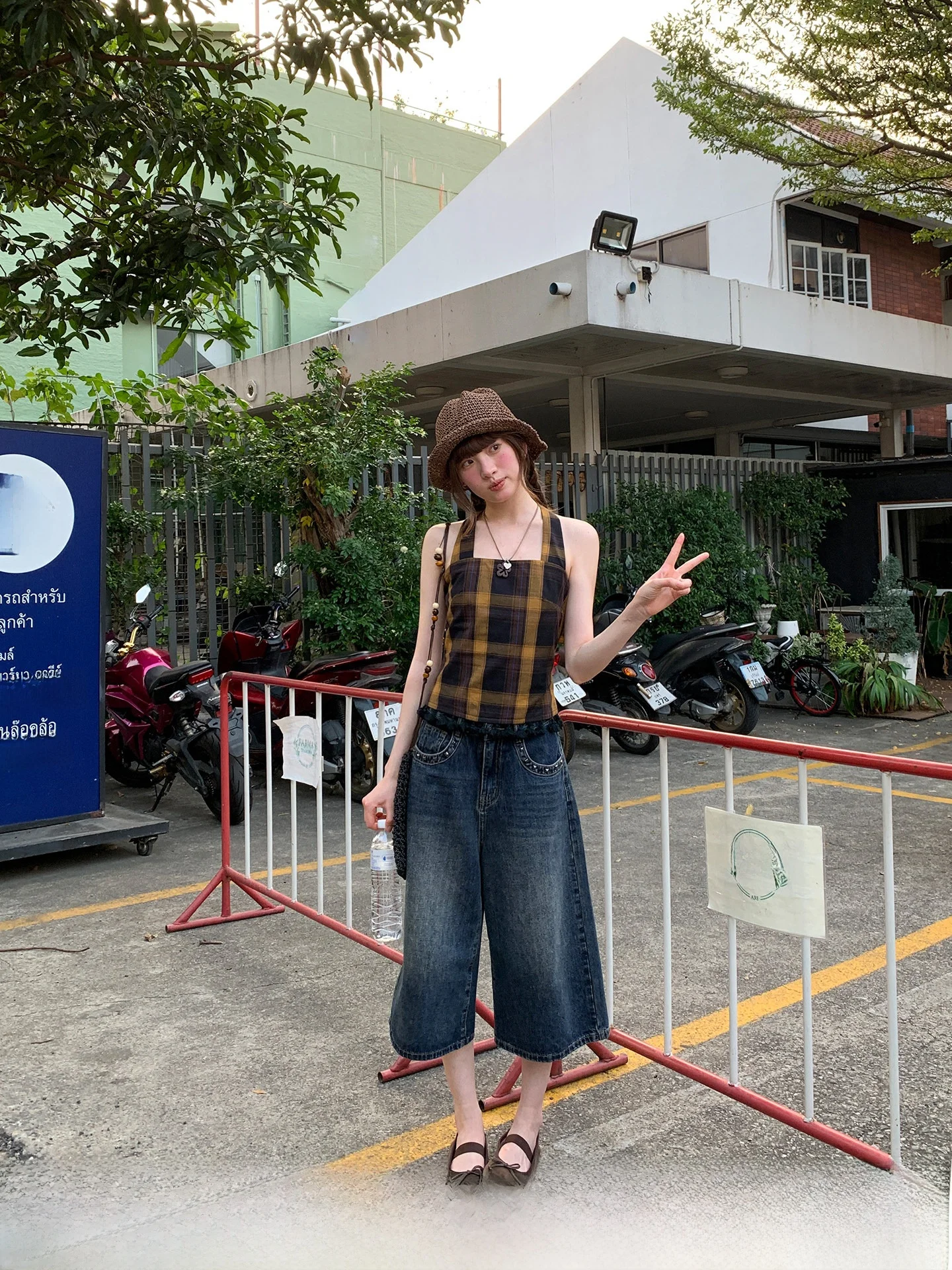 

Ретро джинсы свободного кроя с эффектом потертости и брызг краски, белые, с высокой талией, широкими штанинами, на пуговицах, для повседневной носки, для женщин