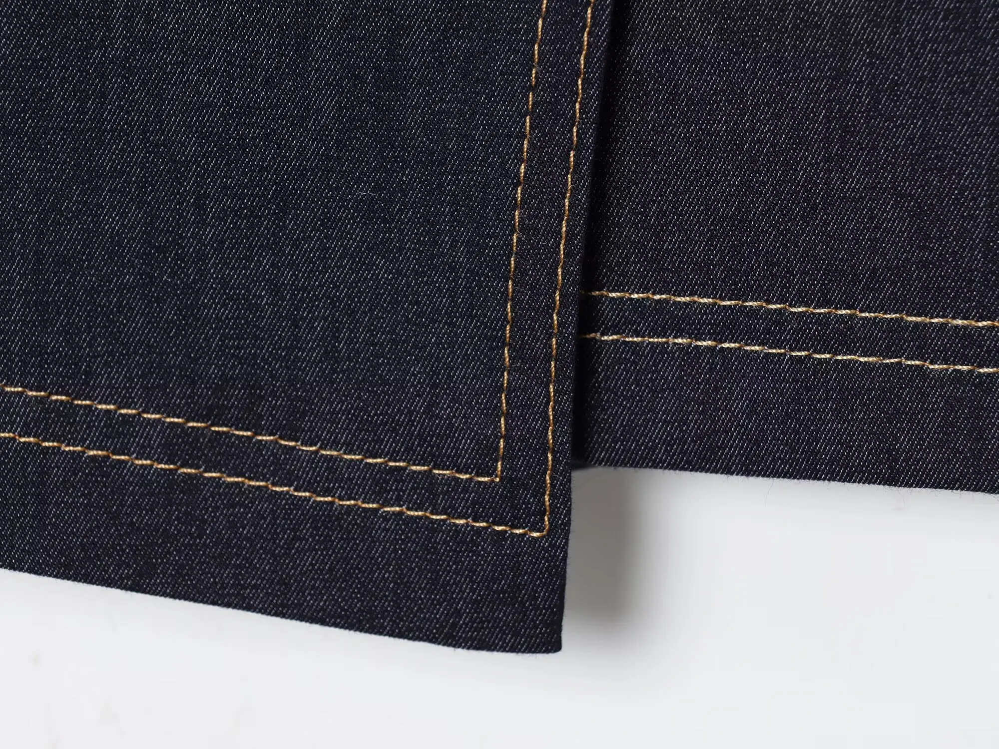 กางเกงขาสั้นทรงคูลอตต์แฟชั่นใหม่ประจำฤดูใบไม้ร่วงปี 2025 ของ DiYiG WOMAN ดีไซน์ตัดสีสันเก๋ไก๋ พร้อมซิปด้านข้าง สไตล์ลำลองสำหรับผู้หญิง