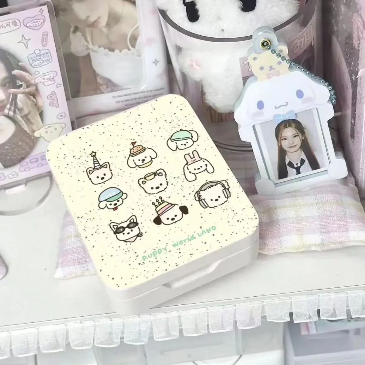 1Pc INS Cute Cartoon Cream Cat Dog Iron Box Girl Hairpin Photocard Sticker Dustproof Storage Box Kawaii Office Desktop Organizer