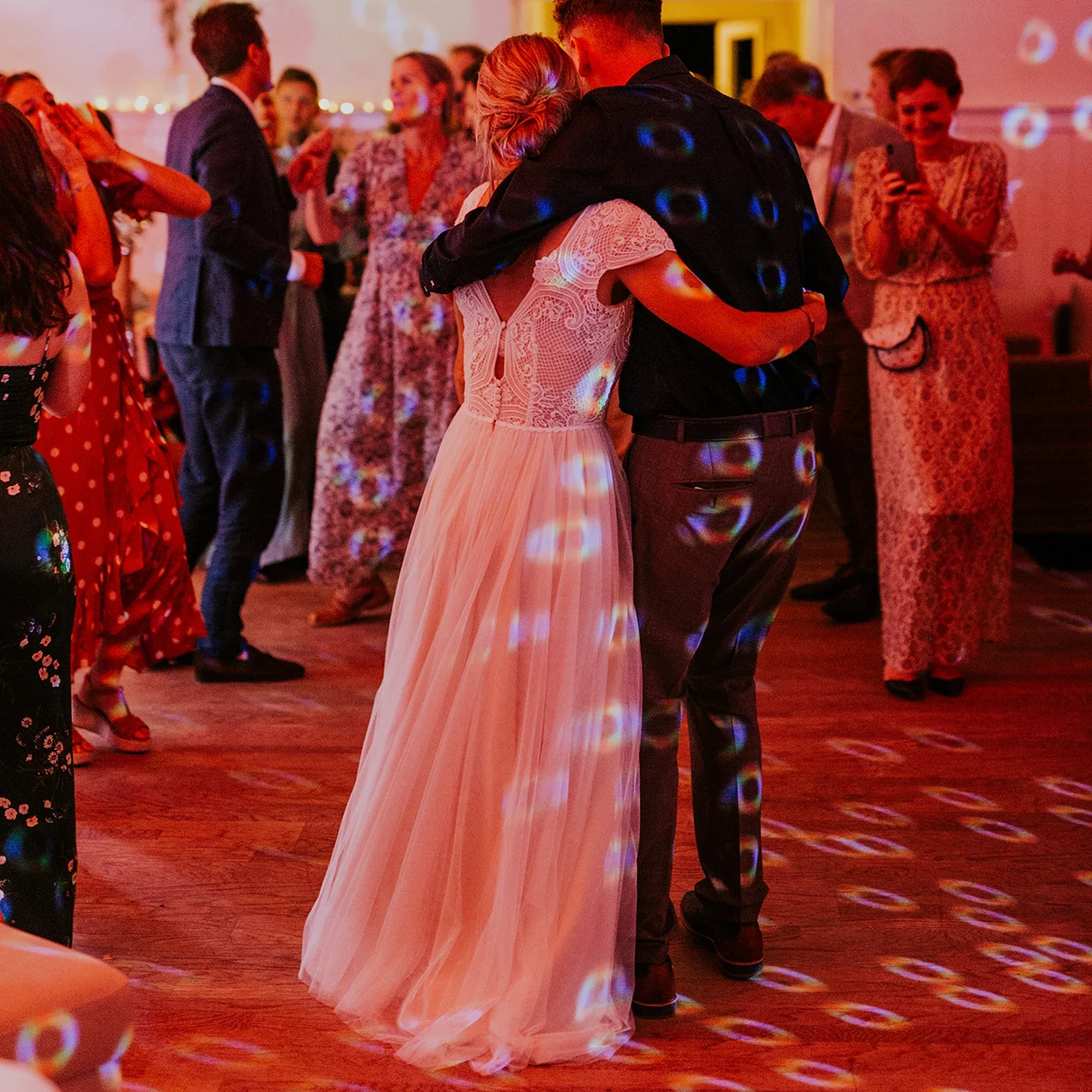 Cap Sleeves Round Neck Boho Soft Tulle Bridal Gown Customized Large Size Hollow Out Lace Maxi Full Length Wedding Dress No Train