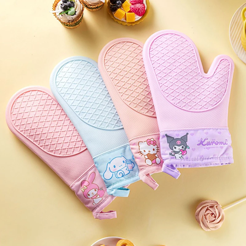 

Sanrio Silicone Gloves Cartoon Cute Kawaii Kitchen Thickened Oven Insulated Gloves Girls Gifts