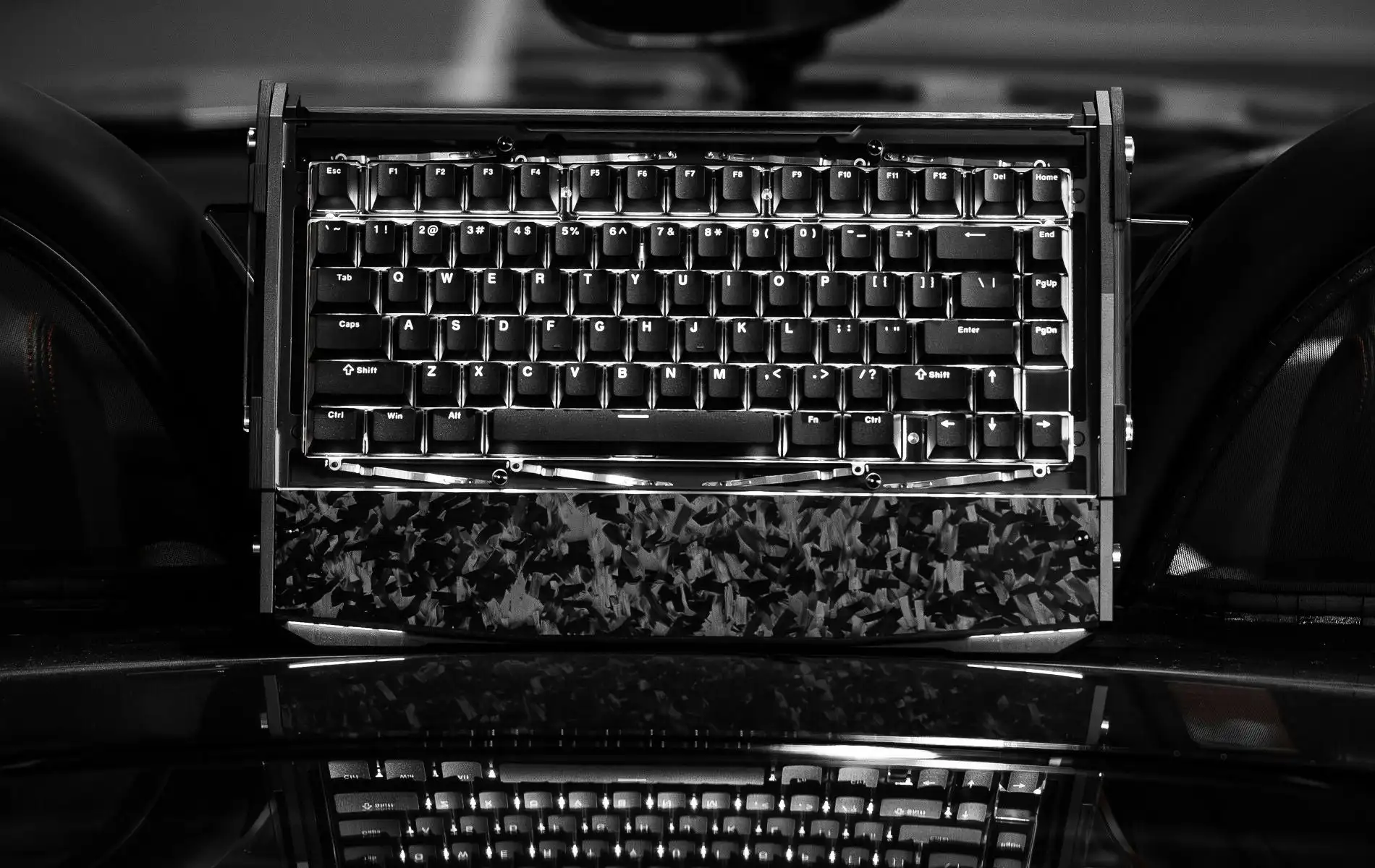 

Dry Studio Black Diamond 75 V2 Gaming Keyboard Superb Typing Flex&Comfort Tri-Mode Connectivity 2ms Wireless Latency Custom RGB
