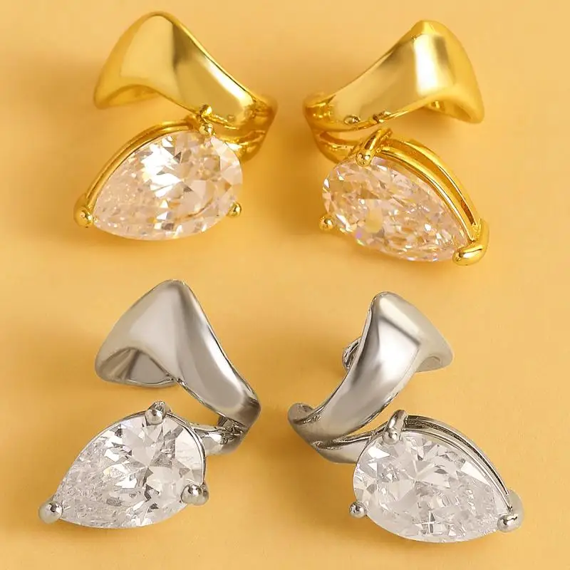 Sparkle Water Drop Zircon Ear Cuff Fake Piercing Clip On Earrings Fashion Jewelry for Girls Weekend Outing Wear