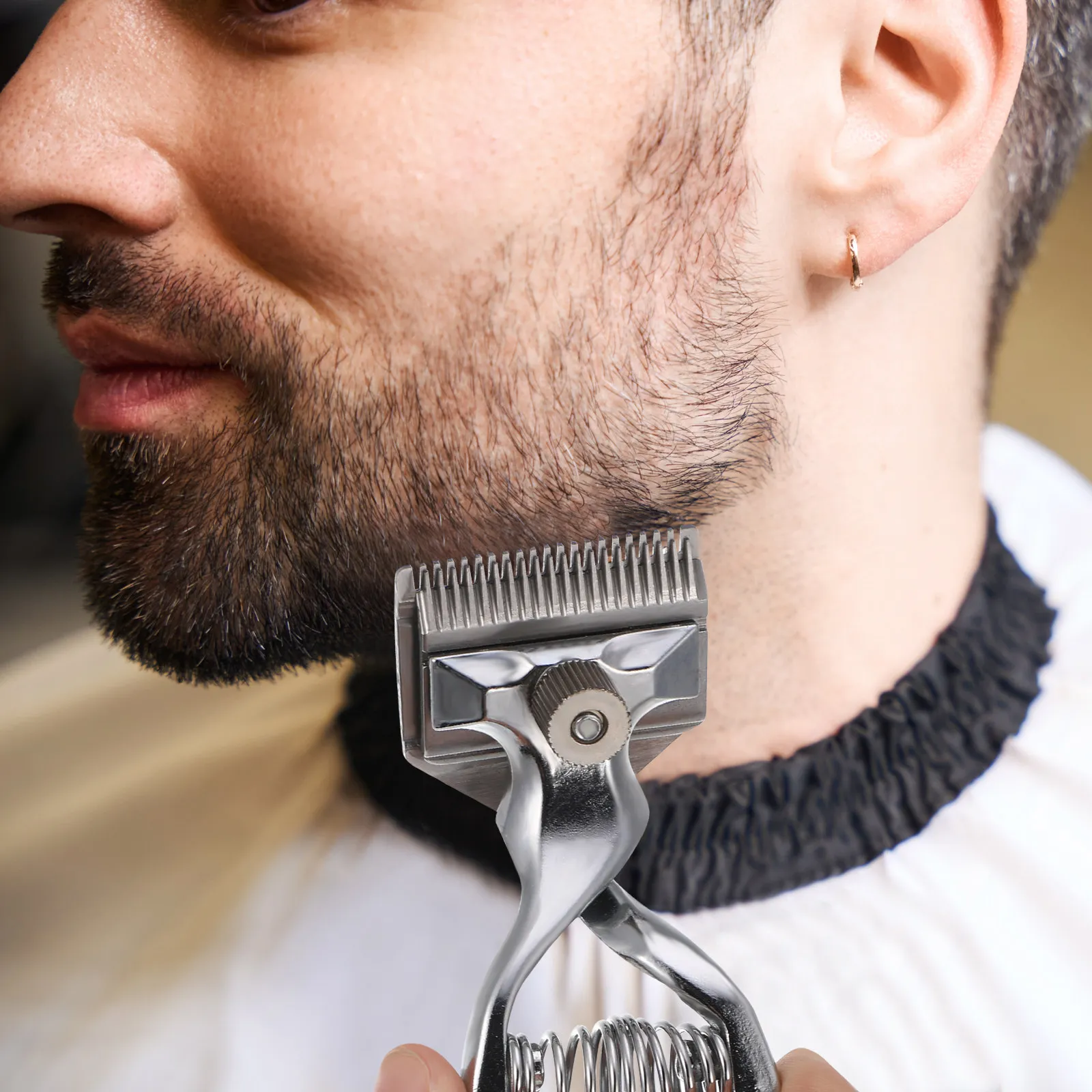 

Ручная машинка для стрижки волос, бесшумный триммер, экологичная, неэлектрическая, для стрижки усов, из нержавеющей стали, винтажная, для мужчин