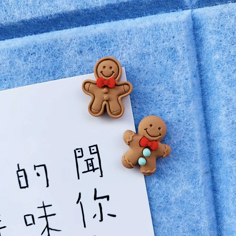 2 pçs gingerbread homem forma push pin dos desenhos animados bonito pouco thumbtack sentiu cortiça placa polegar pino de aderência decoração pino da imprensa