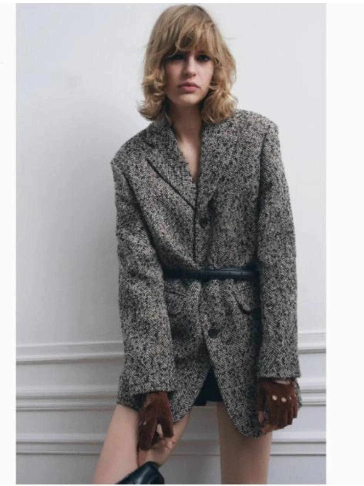 

Новинка 2025, весенне-осенний женский модный высококачественный свободный жилет с воротником в стиле ретро и поясом, классический длинный жилет в клетку Jaet