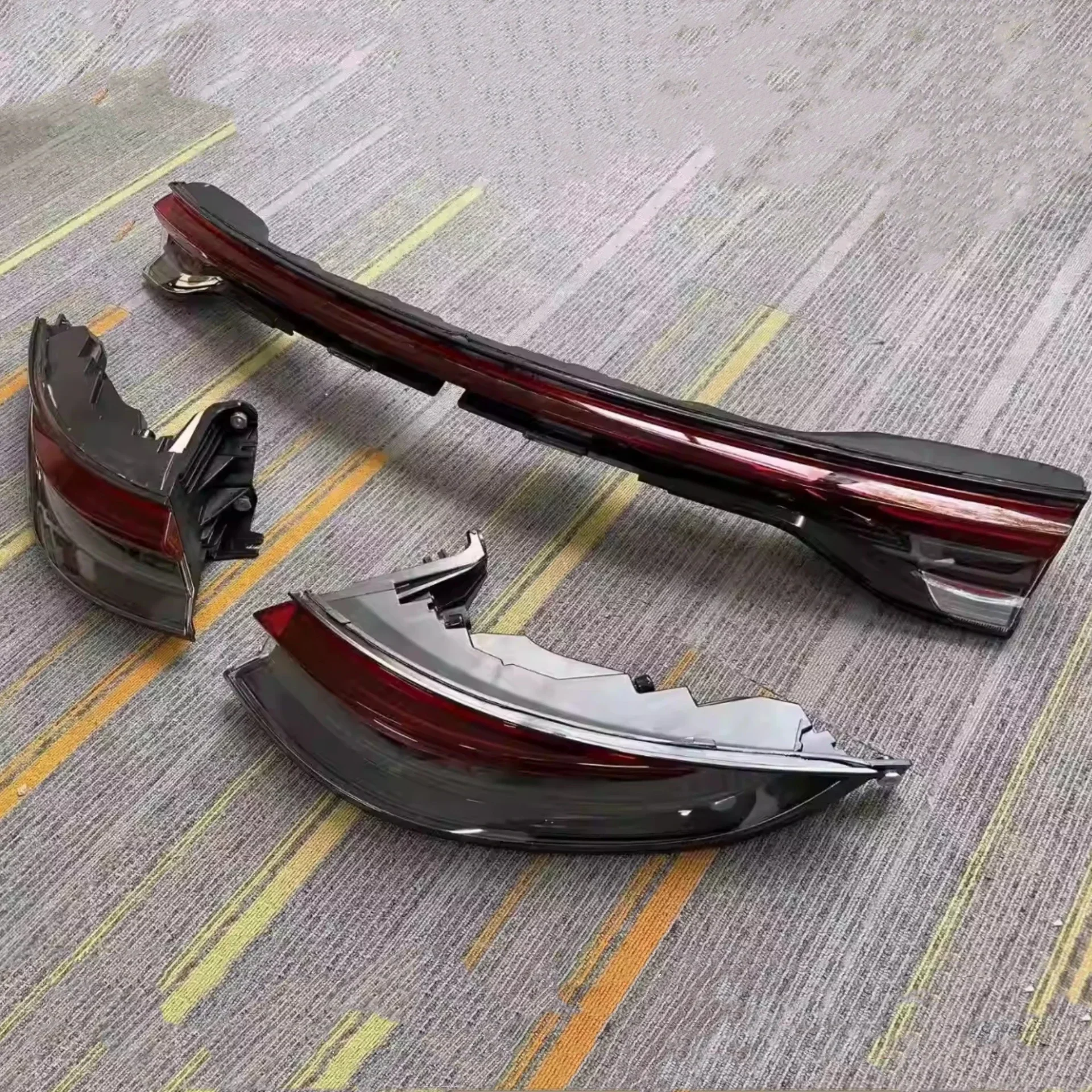 Body Kit Taillight Assembly Through Lamp for Porsche Panamera 971.2 Brake Light Turn Signal Car Accessories