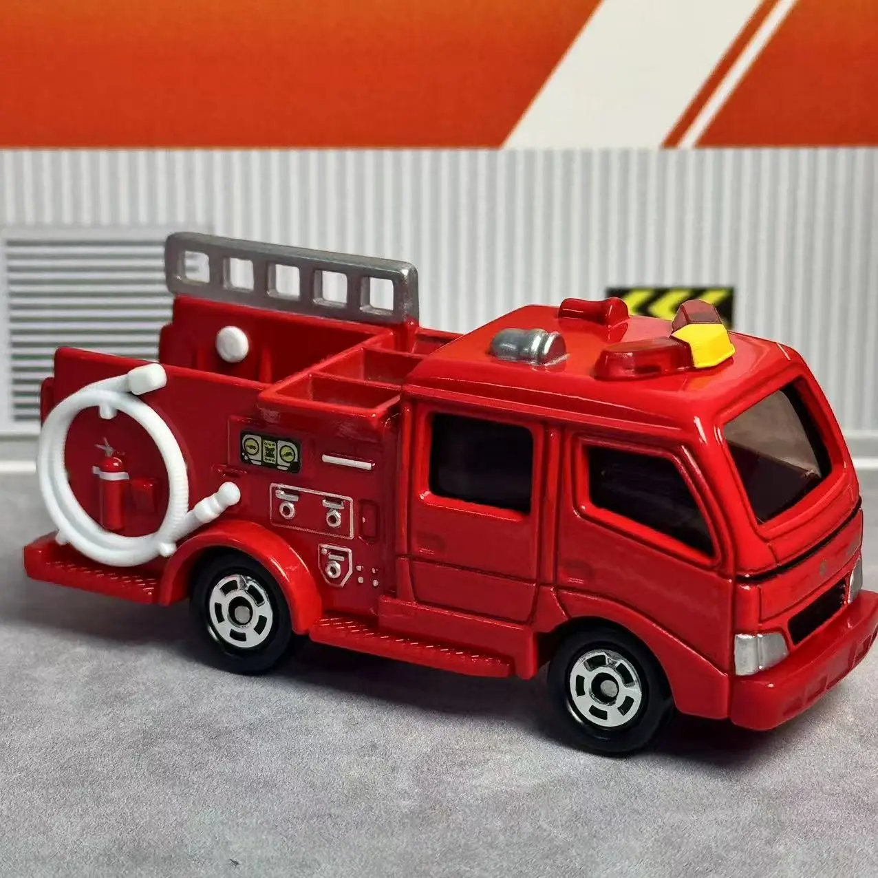 Takara tomy tomica no.41 morita motor de incêndio tipo CD-I liga carro diecast modelo réplica série crianças presentes menino brinquedos