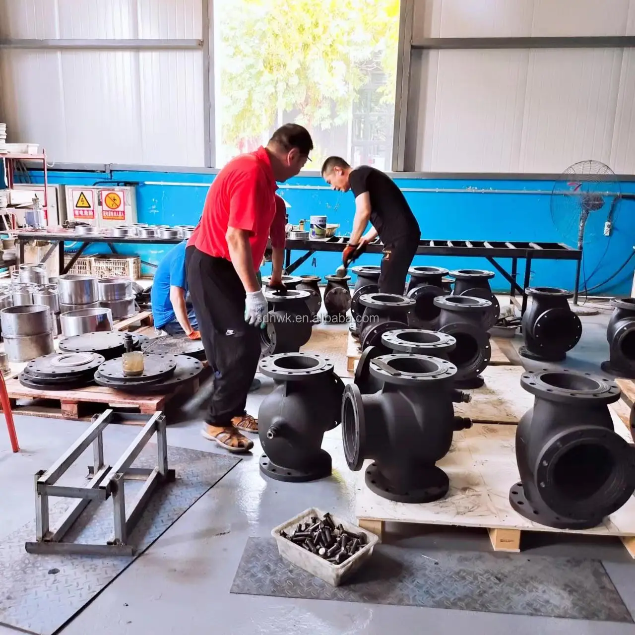 DN100 3 طريقة صمام المياه ارتفاع درجة الحرارة مع المحرك Pn16 صعودا وهبوطا تعديل الحديد الزهر صمام شفة الجسم #4