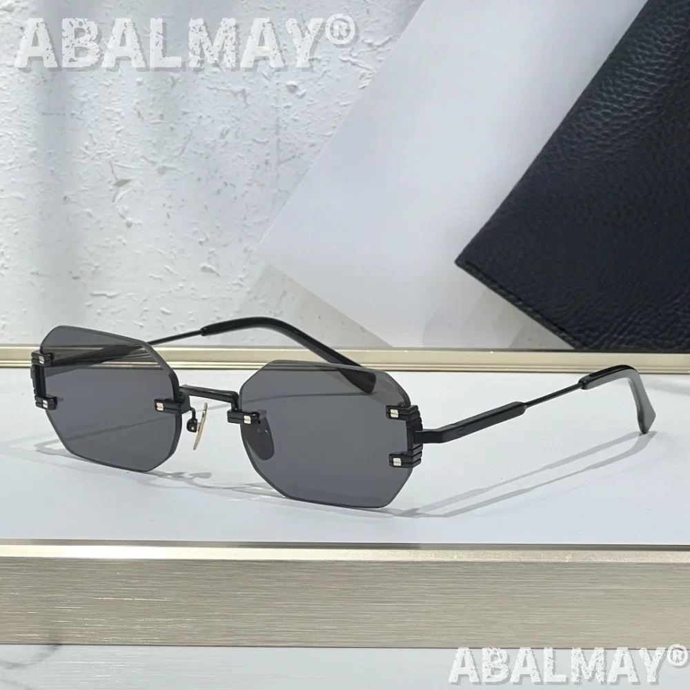 Occhiali da sole di alta qualità per uomo e donna Amaru TAGLIA 54-20-145 Stile UV400 Occhiali da sole dal design speciale alla moda retrò con scatola