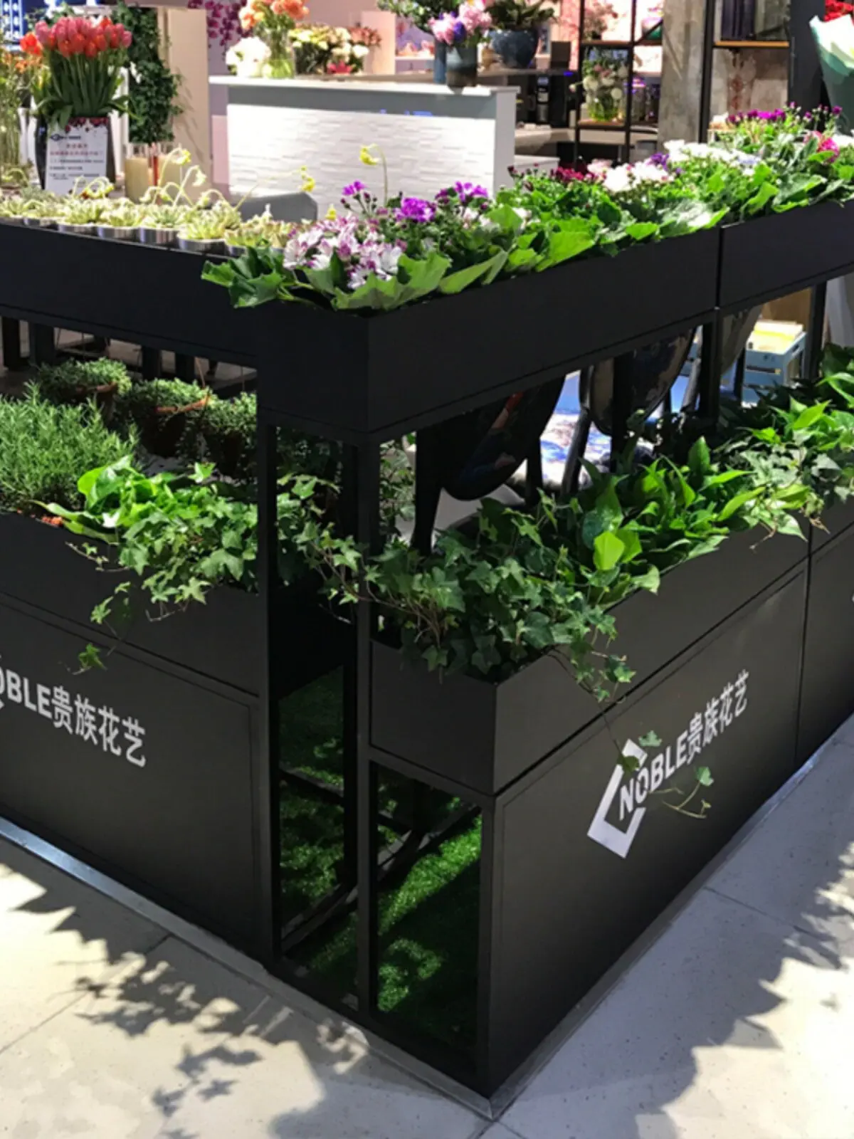 art partition, flower Iron stand, storage room, exterior railing, flower box, cafe, commercial street, partition, flower box