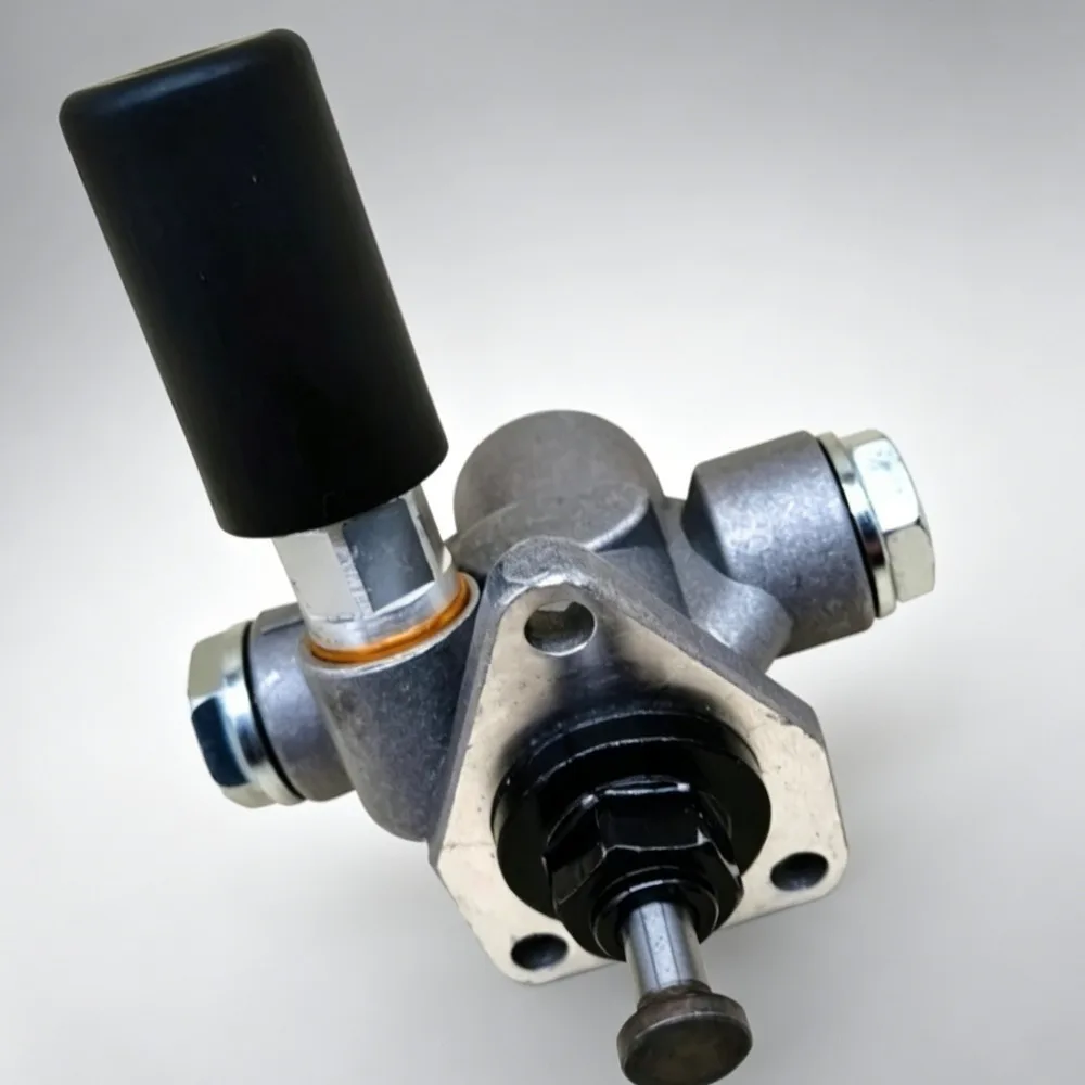 

Gray Metal Truck Fuel Transfer Pump Heavy Duty Part for Volvo VOE 863474 Heavy-duty Truck Accessories 1pc