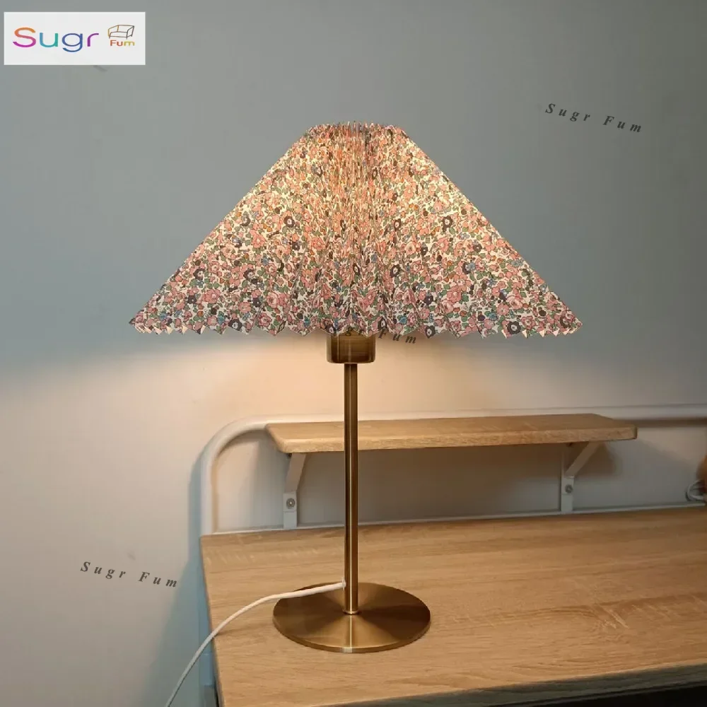 

Joylove Retro Nostalgic Study Bedroom Petal Fabric Copper High-end Umbrella Bedside Lamp Warm Texture Study Lighting Table Lamp