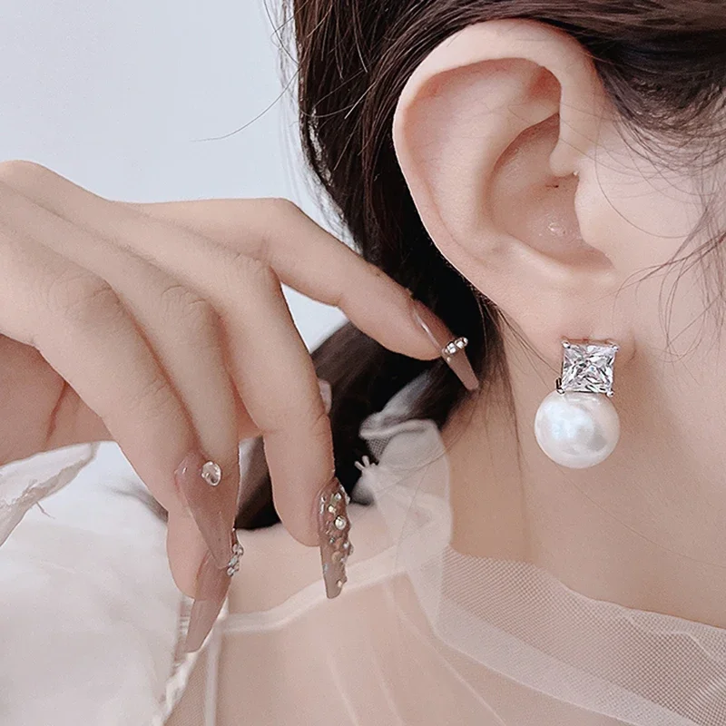 CAOSHI Temperament Imitation Pearl Earrings for Women Single Princess Cubic Zirconia Exquisite Accessories Lady\'s Jewelry Gifts
