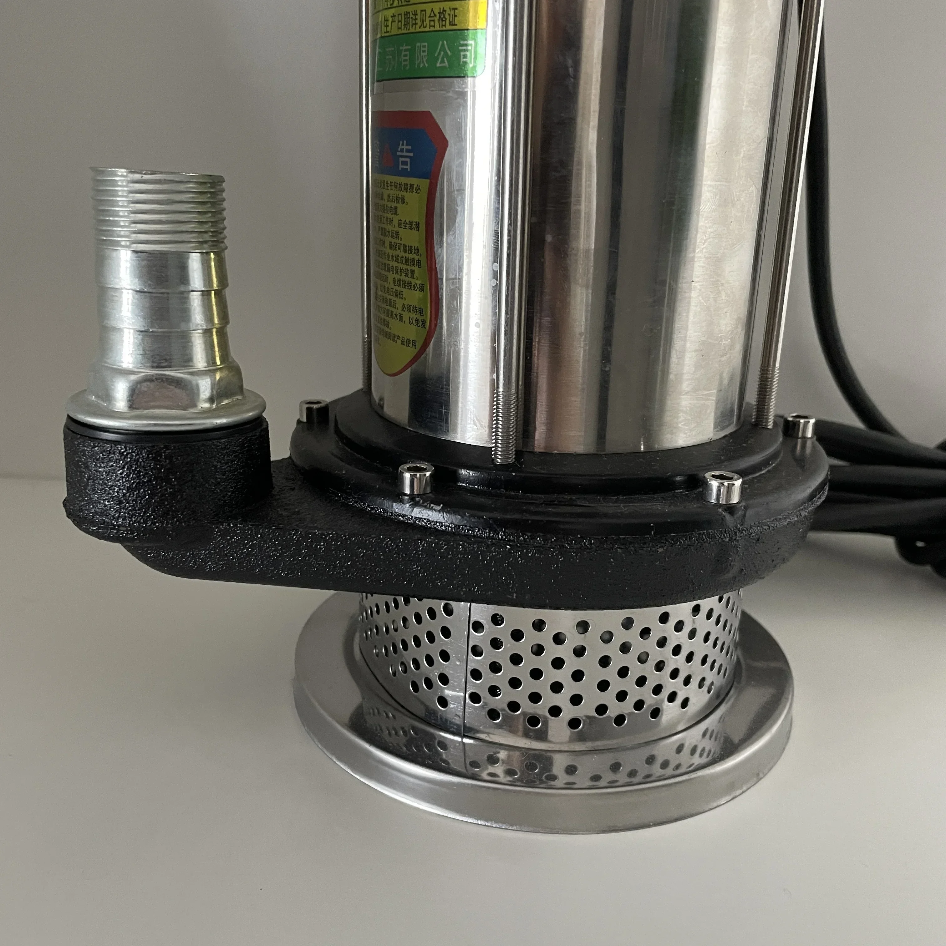 Chinese Mini 1 Inch Submersible Electric Well Pump Submersible Water Pump For Pond Hot sales