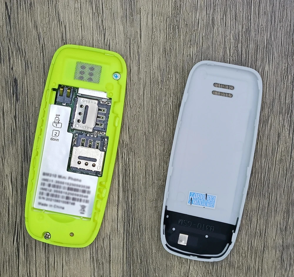 SERVO BM310 Mini Feature Mobile Phone Dual SIM Standby Call Recording Magic Voice Blacklist MP3 Player 2G Tiny Button Cellphones