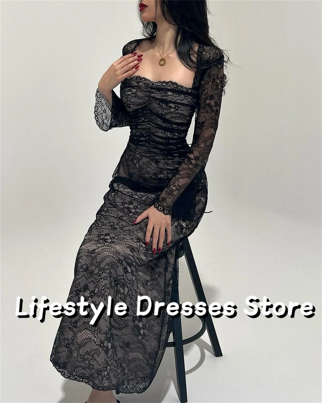 

Black Lace Elegant Prom Dresses Long Sleeves Evening Dresses Back Lace-up A-line Party Gown Charming Women vestidos de gala