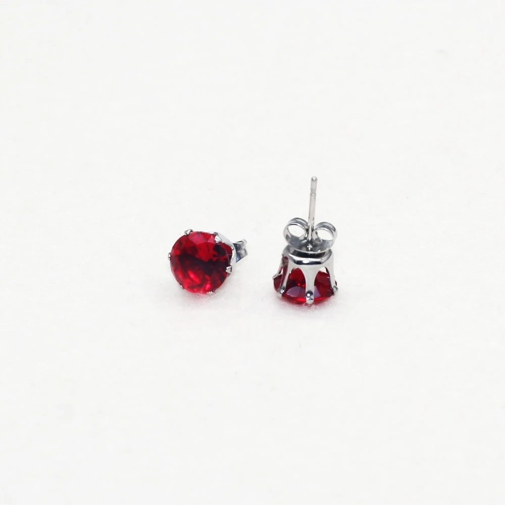 Hypoallergene, farbenfrohe Zirkonia-Ohrstecker aus Edelstahl, 8 mm, rund, AAA-Qualität, für Damen und Herren. – Detail 4