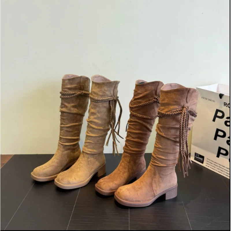 2025 Botas largas con flecos de punto para mujer, botas de caballero estilo Wasteland vintage, botines apilables de longitud media con tacón grueso