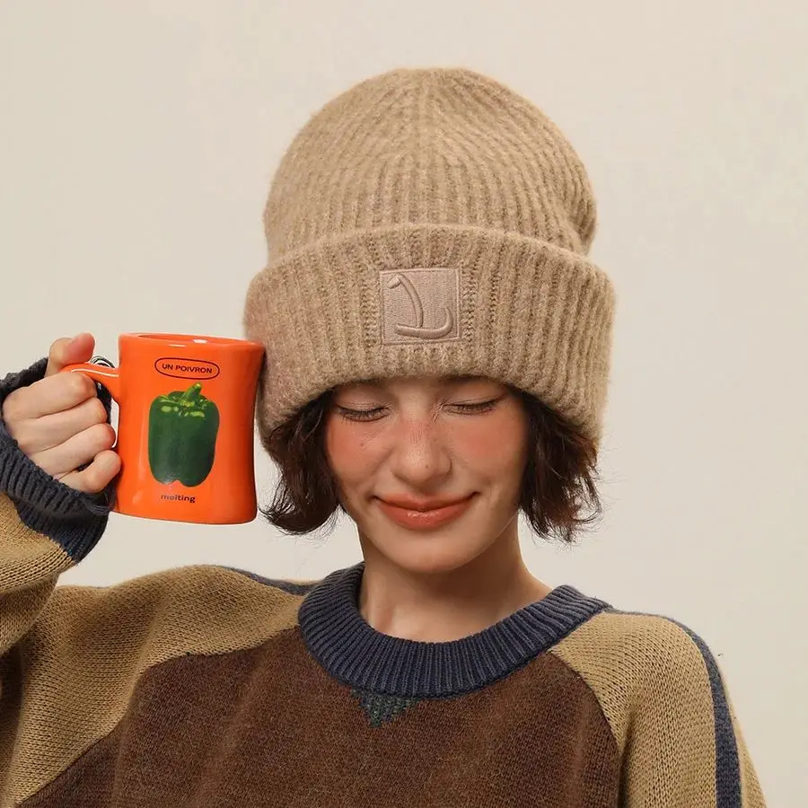 

Autumn and Winter Hats Embroidered Big Head Knitted Hat for Children, Winter Students, Couples, Warm, Extra Large Version Knitte