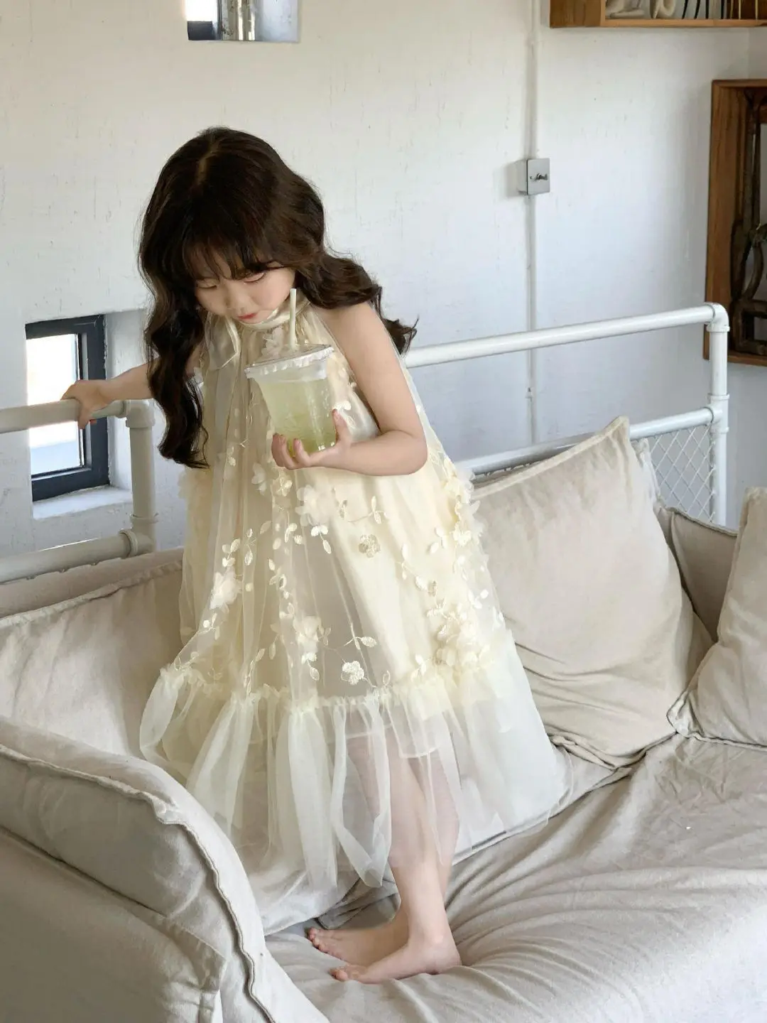 2026 Summer New Girls Three Dimensional Flower Splicing Mesh Lace Dress Korean Butterfly Knot Sleeveless Princess Dress