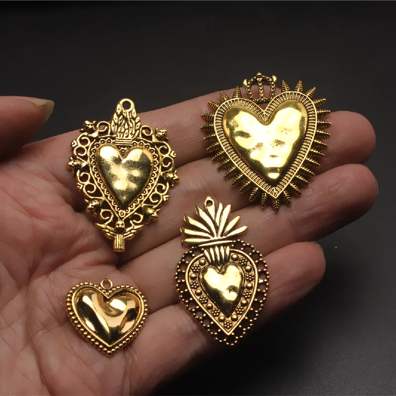 8pcs Antique Gold Color Mix Sacred Heart Pendant DIY Charms Catholic Earring Necklace Jewelry Artifact Making P1600