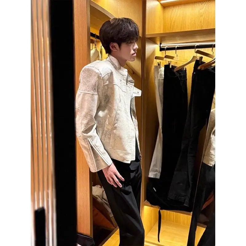 

American Retro Sle Men's White Leather Jaet Stand Collar Padded oulder Biker Coat Spring Autumn New Faion PU ort Coat